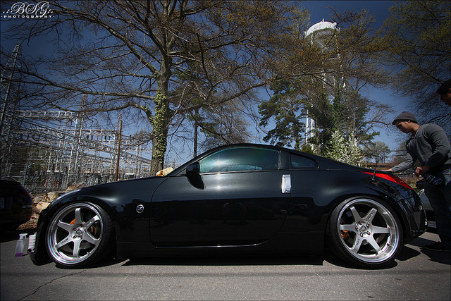 photo 5 Nissan 350Z custom wheels Rays Engineering Volk Racing TE37 19x9.5, ET +7, tire size 225/35 R19. 19x10.5 ET+2 255/35 R19