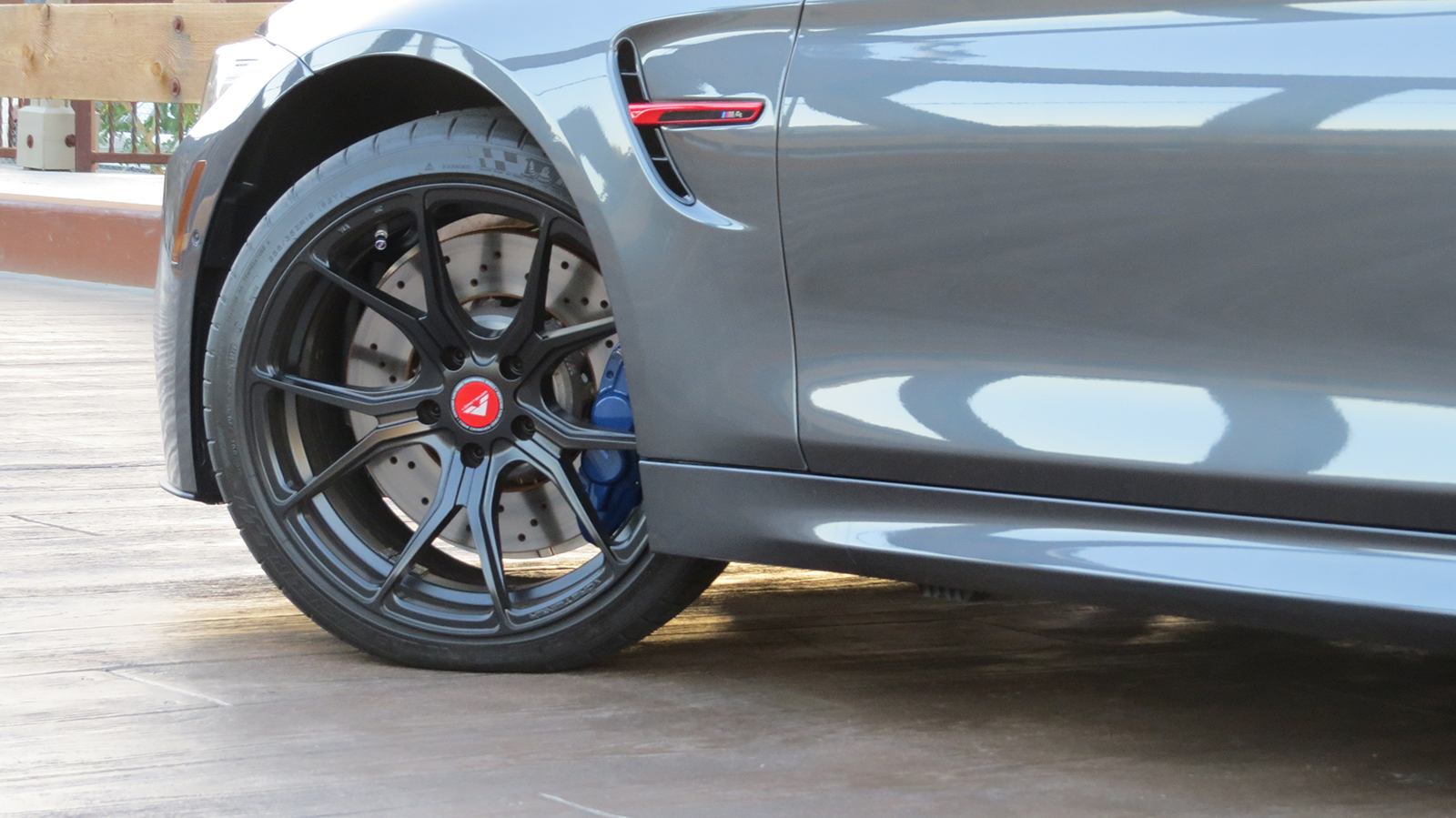 photo 1 BMW M4 custom wheels Vorsteiner 19x9.5, ET , tire size X R19. 19x10.5 ET
