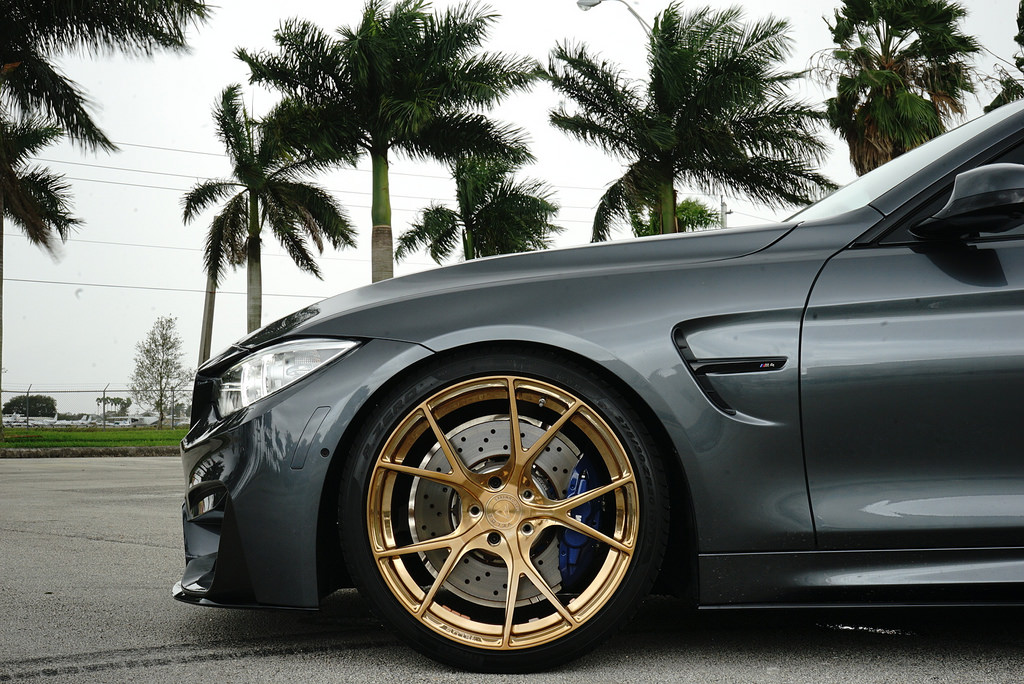 photo 1 BMW M4 custom wheels Velos S3 20x10.0, ET , tire size X R20. 20x11.0 ET
