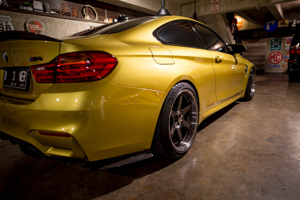 photo 4 BMW M4 custom wheels Volk TE37 SL 19x9.5, ET +21, tire size X R19. 19x10.5 ET+22