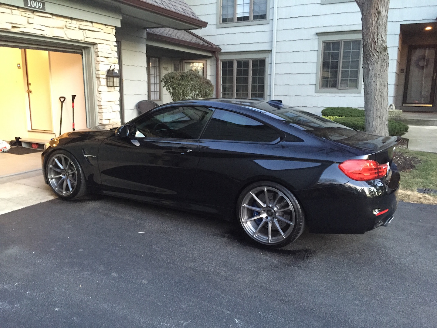 photo 1 BMW M4 custom wheels Vorsteiner  20x, ET , tire size 295/30 R20. x ET 275/30 R