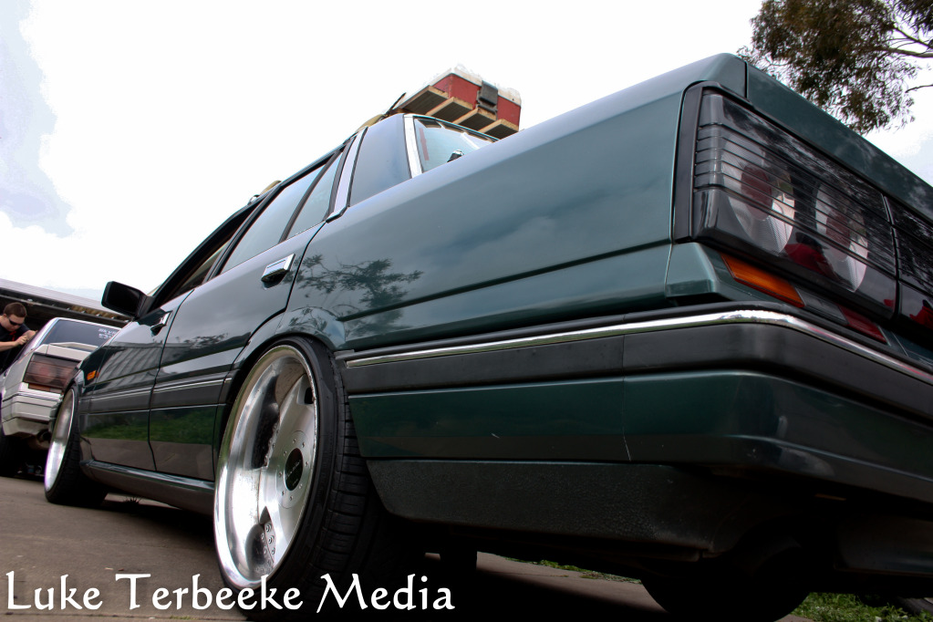 photo 3 Nissan R31-R34 Skyline 2dr custom wheels Work Euroline DH 18x9.0, ET +17, tire size 225/40 R18. 18x10.0 ET+23 235/40 R18