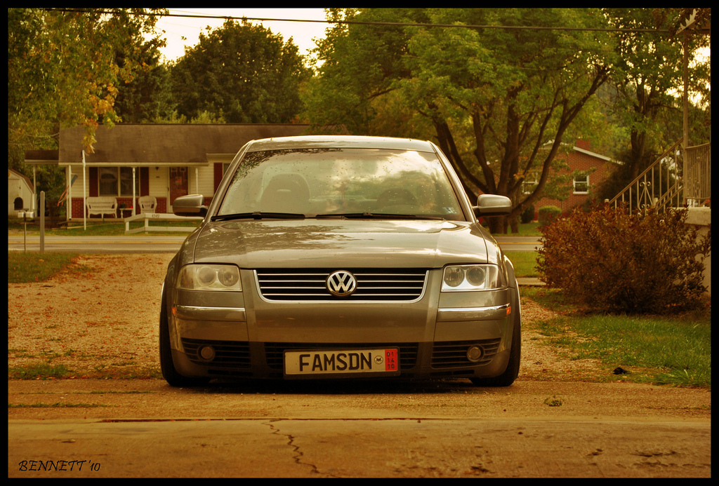 photo 2 Volkswagen Passat custom wheels Stern 18x9.0, ET +19, tire size 215/40 R18. 18x10.5 ET+30 235/40 R18