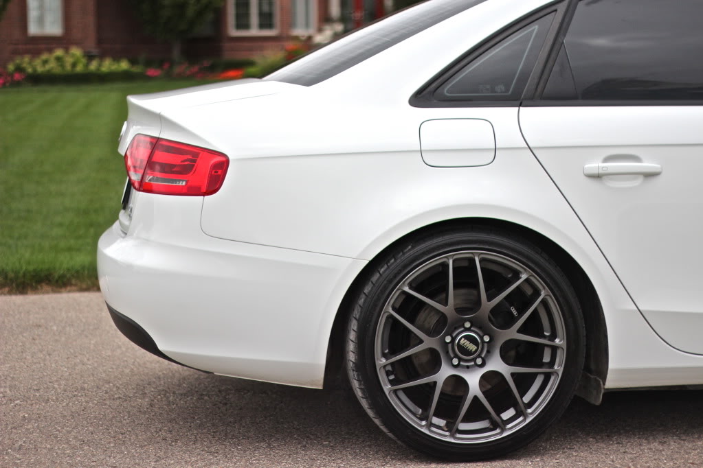 photo 2 Audi A4 custom wheels VMR V710 19x8.5, ET +35, tire size 245/35 R19. x ET