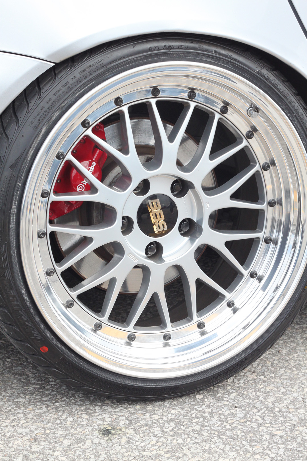 photo 16 Mitsubishi Lancer Evolution custom wheels BBS LM 18x9.0, ET +5, tire size 215/35 R18. x ET