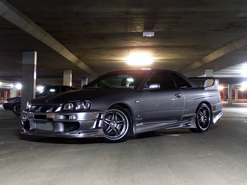 photo 1 Nissan R31-R34 Skyline 2dr custom wheels GMax  18x8.5, ET +37, tire size 245/40 R18. 18x9.5 ET+42 275/35 R18