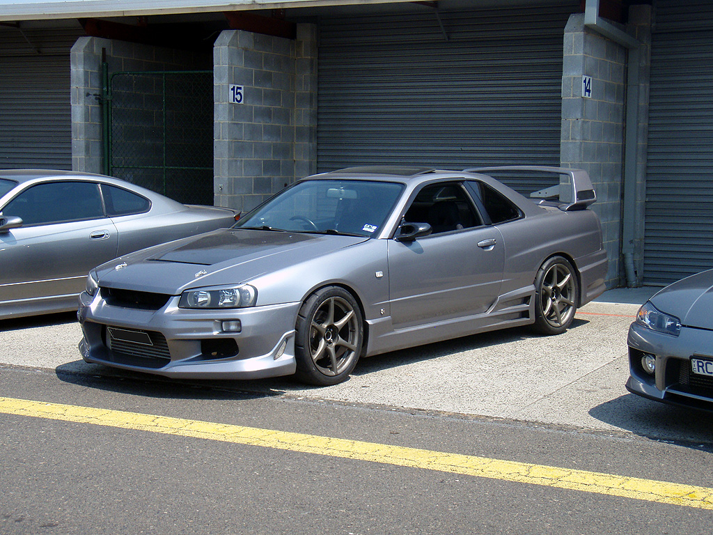 photo 1 Nissan R31-R34 Skyline 2dr custom wheels Nissan R34 GTR 18x9.0, ET +30, tire size 245/40 R18. x ET 265/35 R