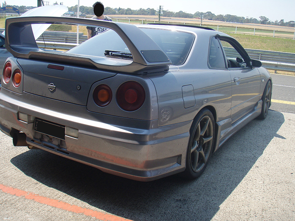 photo 2 Nissan R31-R34 Skyline 2dr custom wheels Nissan R34 GTR 18x9.0, ET +30, tire size 245/40 R18. x ET 265/35 R