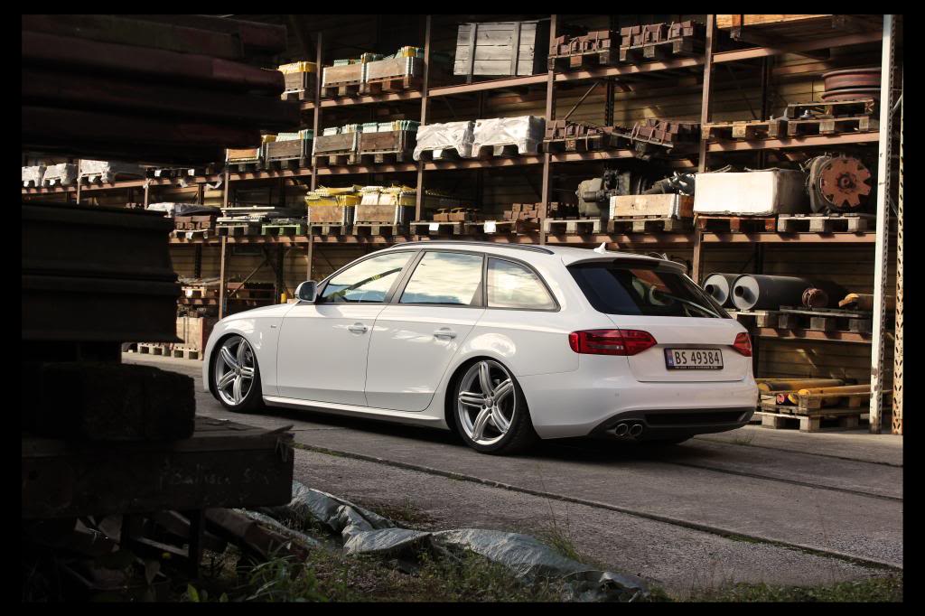 photo 3 Audi A4 custom wheels OEM Audi RS6 19x, ET , tire size 235/35 R19. x ET