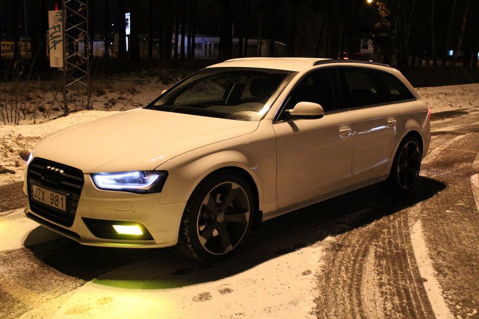 photo 1 Audi A4 custom wheels OEM Audi RS5 19x, ET , tire size 235/40 R19. x ET 