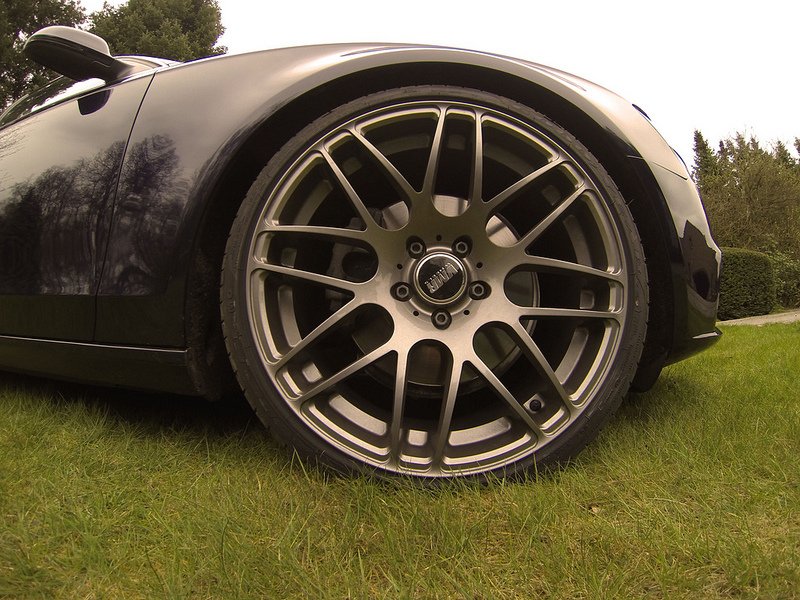 photo 1 Audi A4 custom wheels VMR 718 19x9.5, ET +45, tire size 245/35 R19. x ET