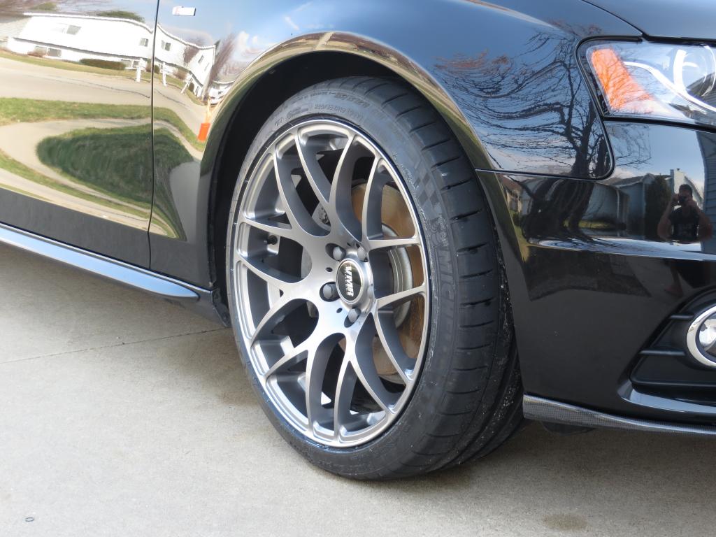 photo 1 Audi A4 custom wheels VMR V710 19x9.5, ET +45, tire size 255/35 R19. x ET