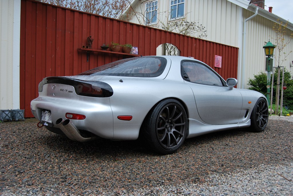 photo 3 Mazda RX-7 custom wheels Rota G-force 18x9.0, ET +15, tire size 225/40 R18. 18x9.0 ET+5 
