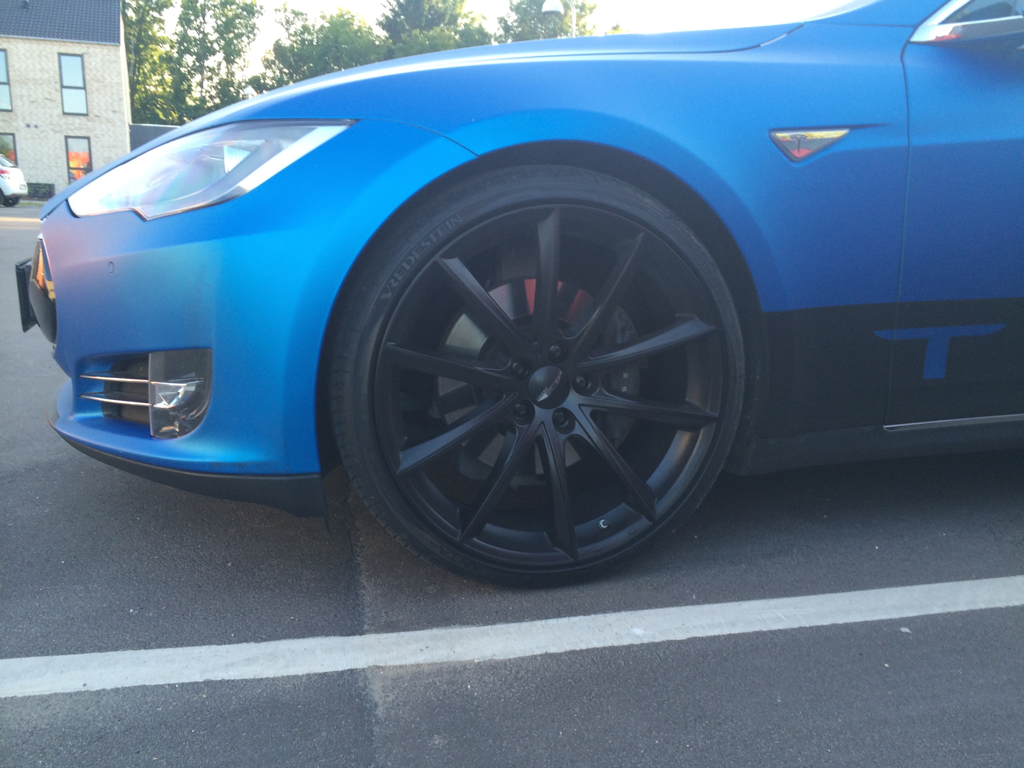 photo 1 Tesla Model S custom wheels ACE Convex 22x9.0, ET +35, tire size 255/30 R22. x ET 