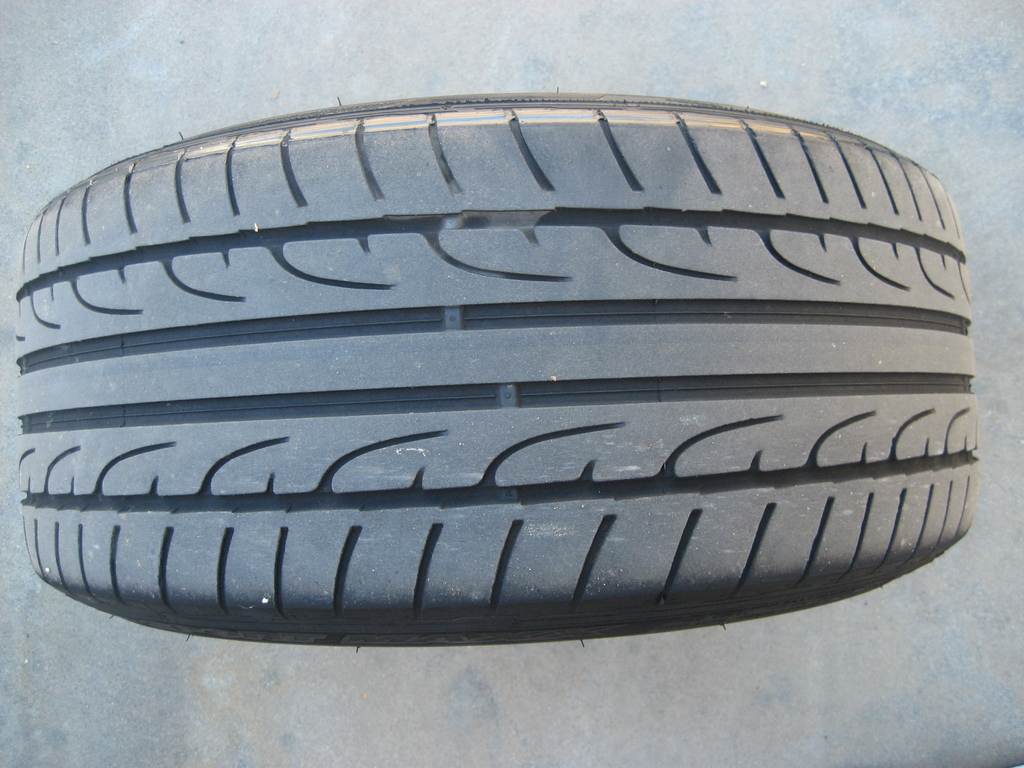 photo 1 Subaru Impreza WRX custom wheels rota dpt 18x9.0, ET +42, tire size 225/40 R18. x ET 