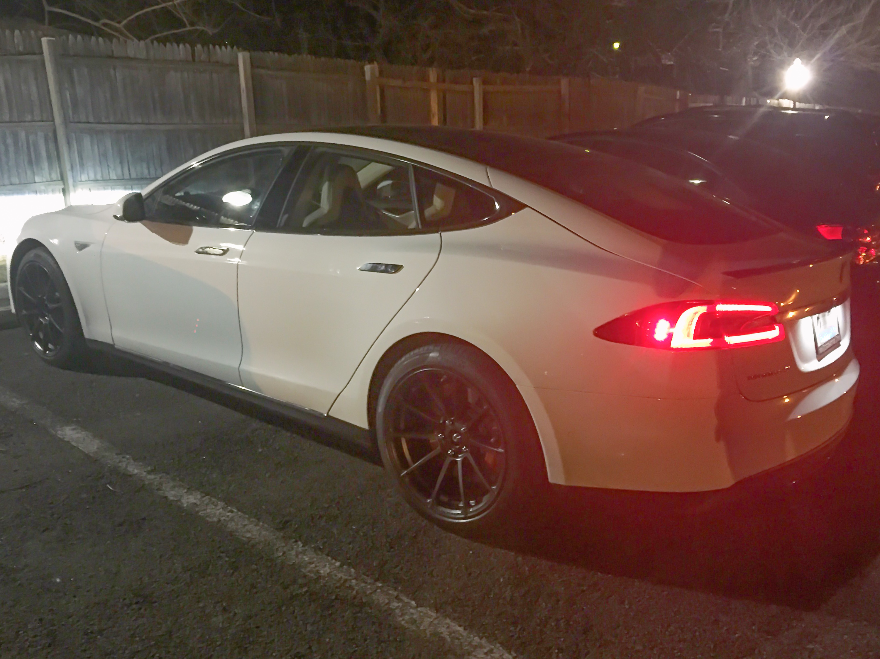 photo 2 Tesla Model S custom wheels Vorsteiner VFF-102 20x, ET , tire size 255/40 R20. x ET 275/40 R