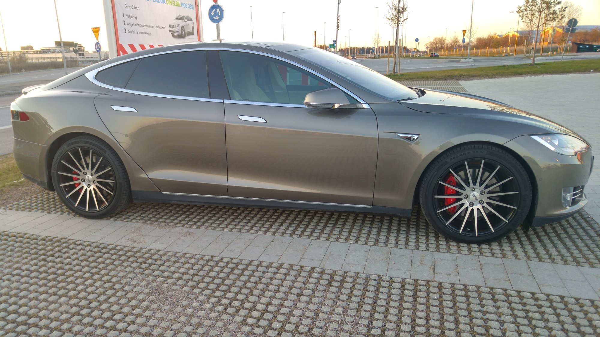 photo 2 Tesla Model S custom wheels LMAZ IM6 20x, ET , tire size X R20. x ET