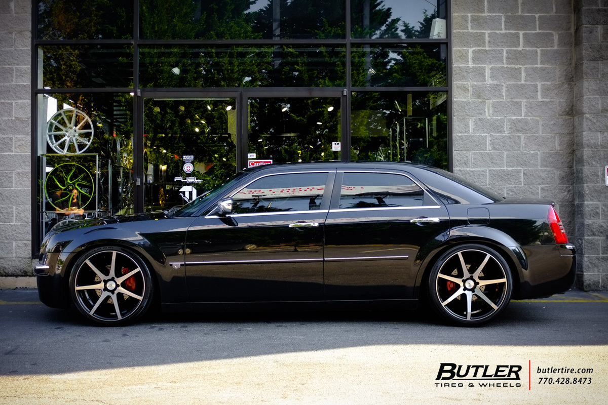 photo 4 Chrysler 300 custom wheels Savini BM10 22x, ET , tire size X R22. x ET