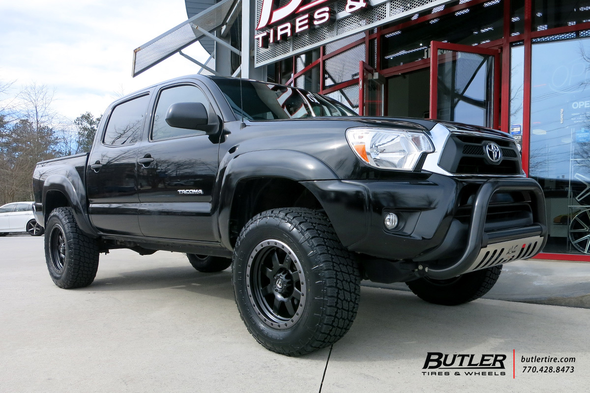 photo 1 Toyota Tacoma custom wheels Fuel Trophy 18x, ET , tire size X R18. x ET 