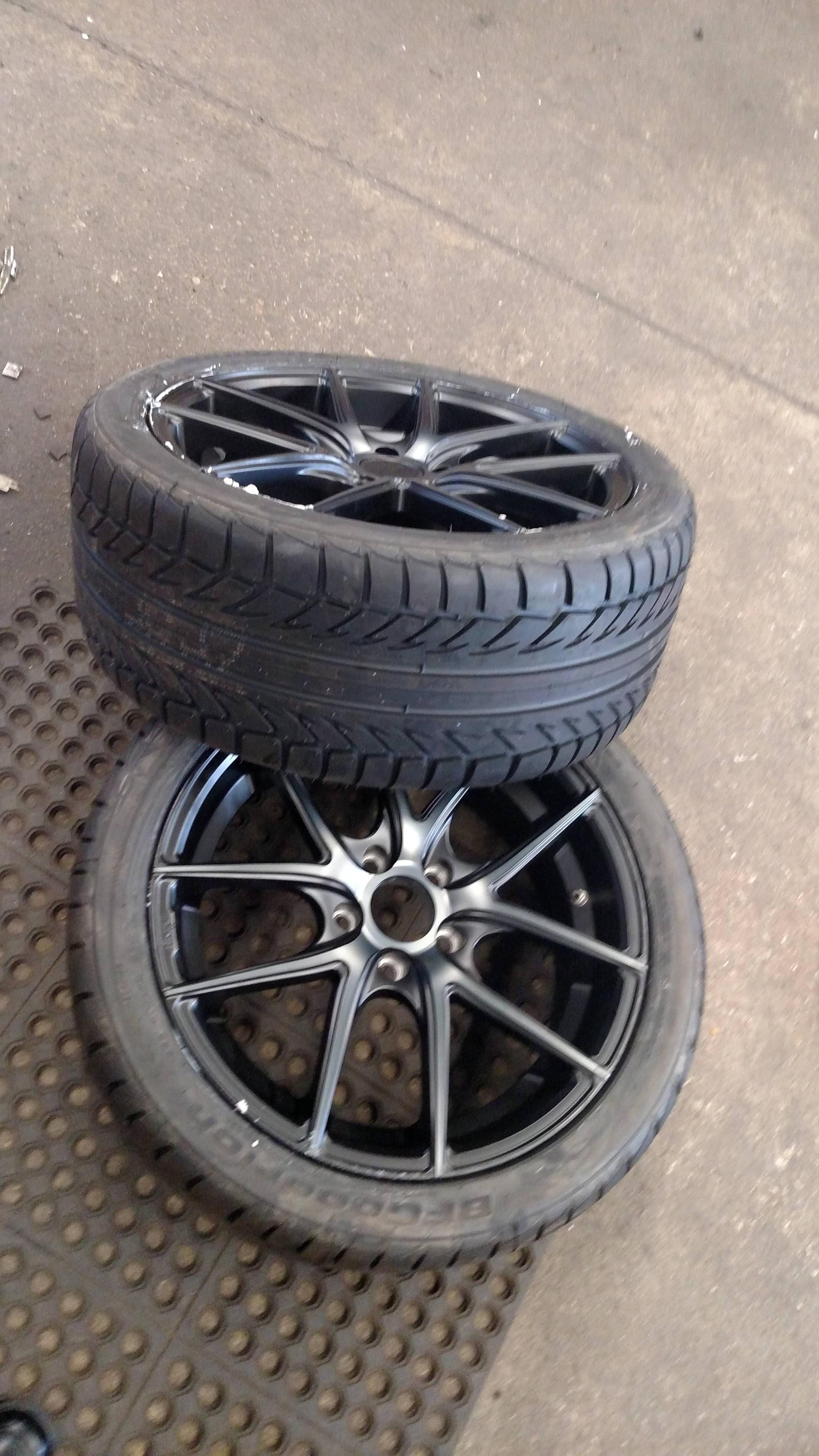 photo 2 Hyundai Genesis Coupe custom wheels Niche Targa M130 18x8.0, ET +40, tire size 245/40 R18. 18x9.5 ET+40 275/40 R18