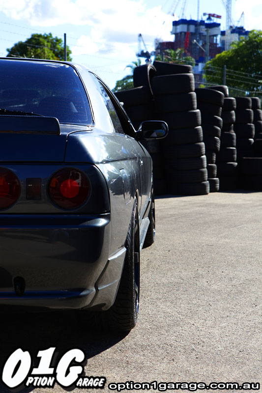photo 4 Nissan R31-R34 Skyline 2dr custom wheels Rota Grid 18x8.5, ET +25, tire size 225/40 R18. 18x9.5 ET+35 245/40 R18