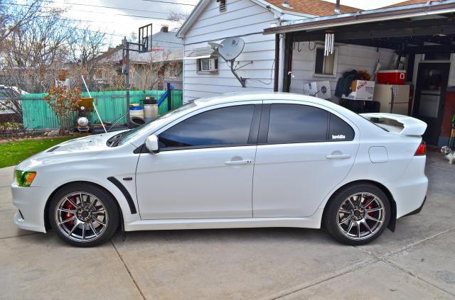 photo 2 Mitsubishi Lancer Evolution custom wheels XXR  18x9.75, ET +20, tire size 255/40 R18. x ET