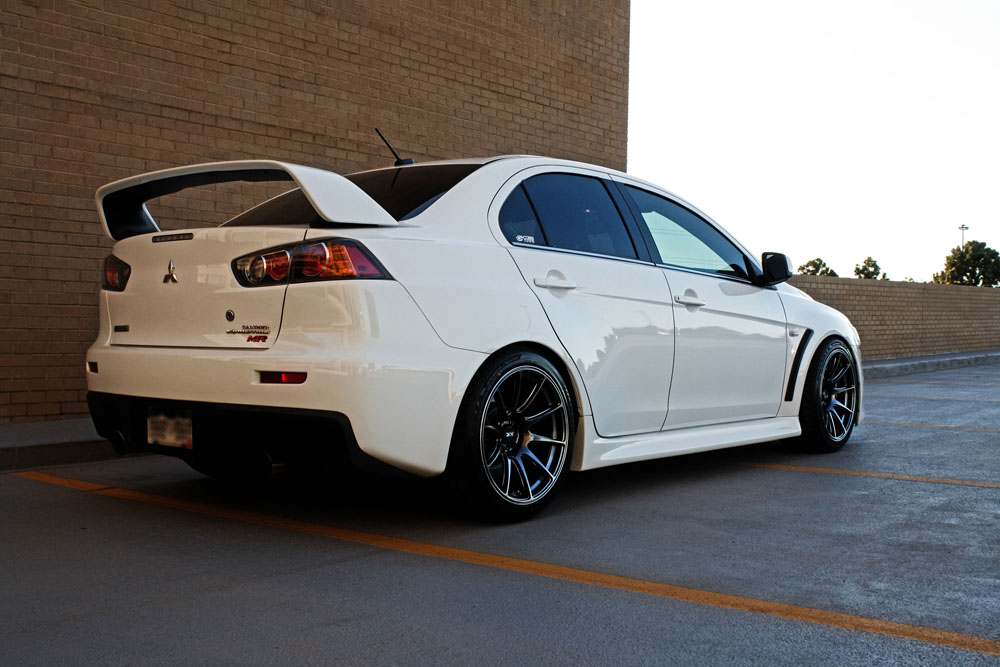 photo 1 Mitsubishi Lancer Evolution custom wheels XXR  18x, ET , tire size 265/35 R18. x ET