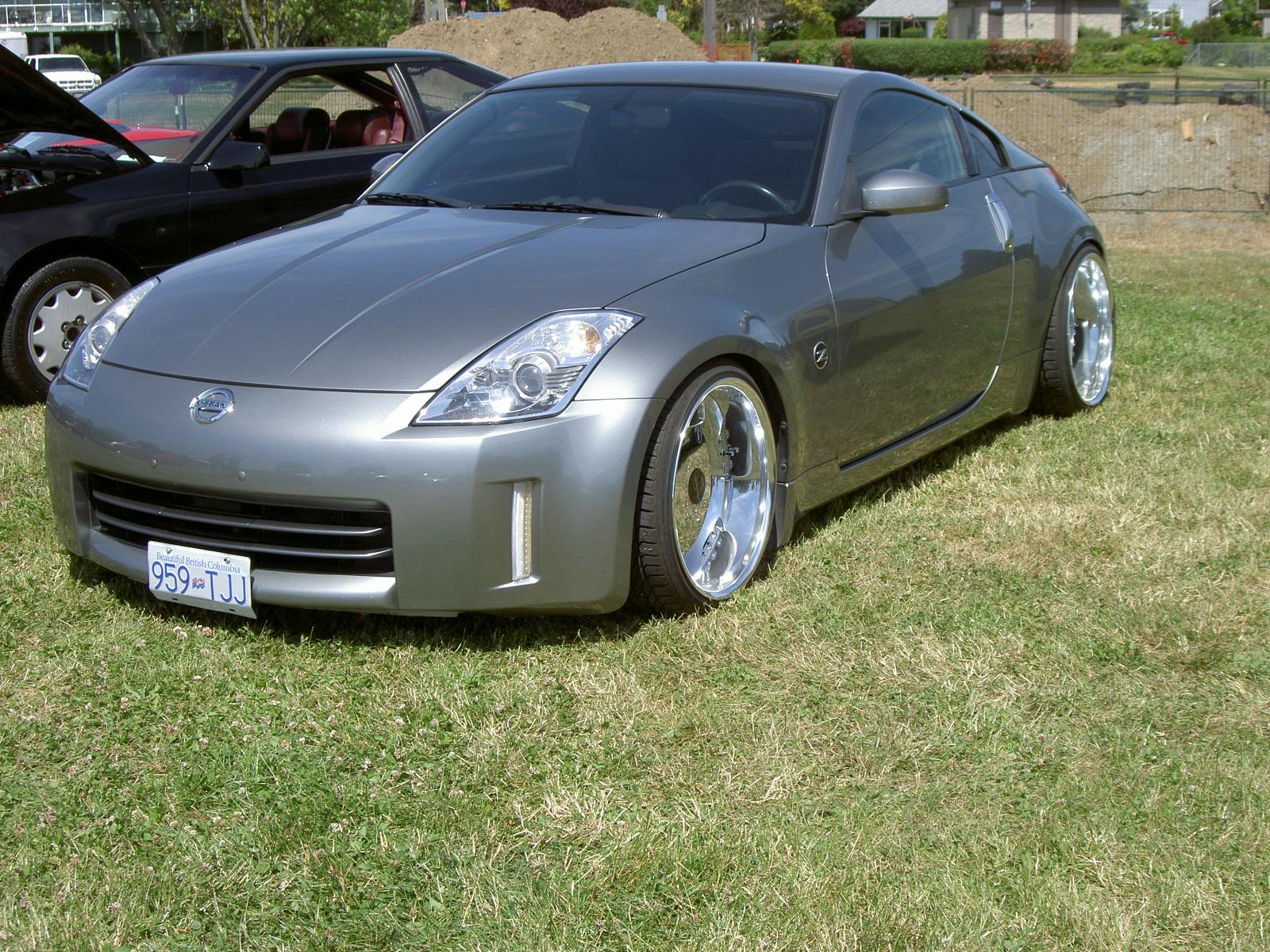 photo 5 Nissan 350Z custom wheels Work Euroline DH 19x9.5, ET +4, tire size 225/35 R19. 19x10.5 ET-15 235/35 R19