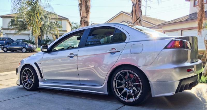 photo 2 Mitsubishi Lancer Evolution custom wheels XXR 527 18x9.75, ET +20, tire size X R18. x ET