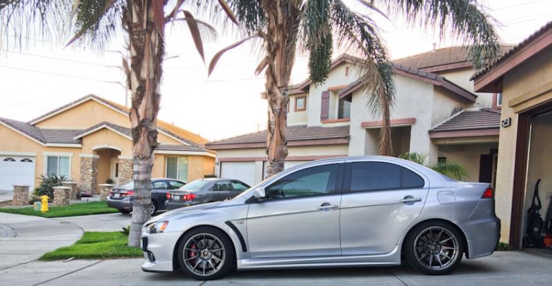 photo 4 Mitsubishi Lancer Evolution custom wheels XXR 527 18x9.75, ET +20, tire size X R18. x ET