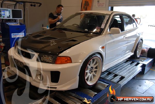 photo 1 Mitsubishi Lancer Evolution custom wheels Rays Volk Racing CE28N  18x9.5, ET +12, tire size 235/40 R18. 18x9.5 ET+22 