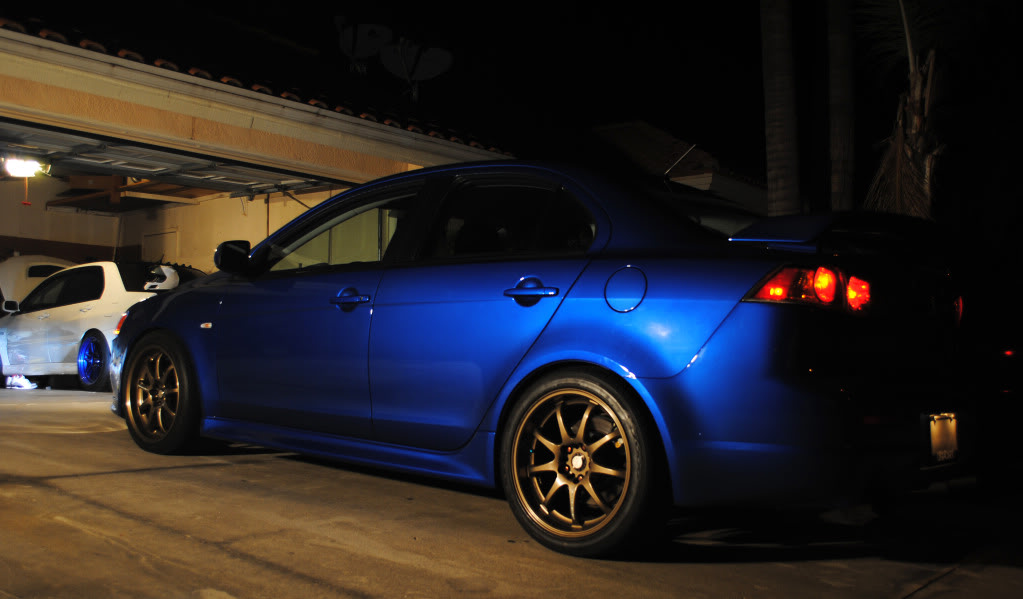 photo 1 Mitsubishi Lancer Evolution custom wheels Work Emotion XD9 18x9.0, ET +30, tire size 245/40 R18. x ET