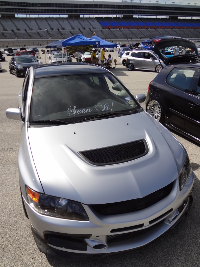 photo 2 Mitsubishi Lancer Evolution custom wheels Gramlight 57 18x9.5, ET +12, tire size 235/40 R18. x ET