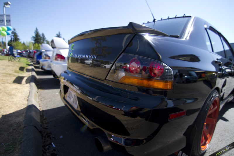 photo 2 Mitsubishi Lancer Evolution custom wheels Rota Grid 18x9.5, ET +20, tire size 245/40 R18. x ET