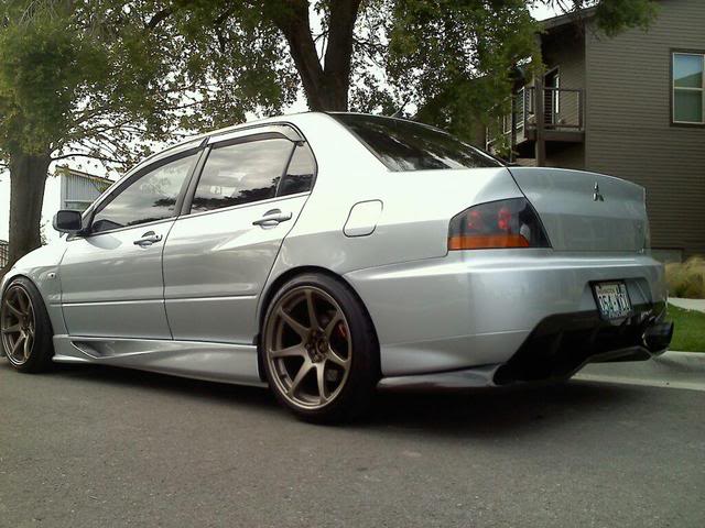 photo 2 Mitsubishi Lancer Evolution custom wheels MB Battle 18x9.5, ET +15, tire size 235/40 R18. x ET