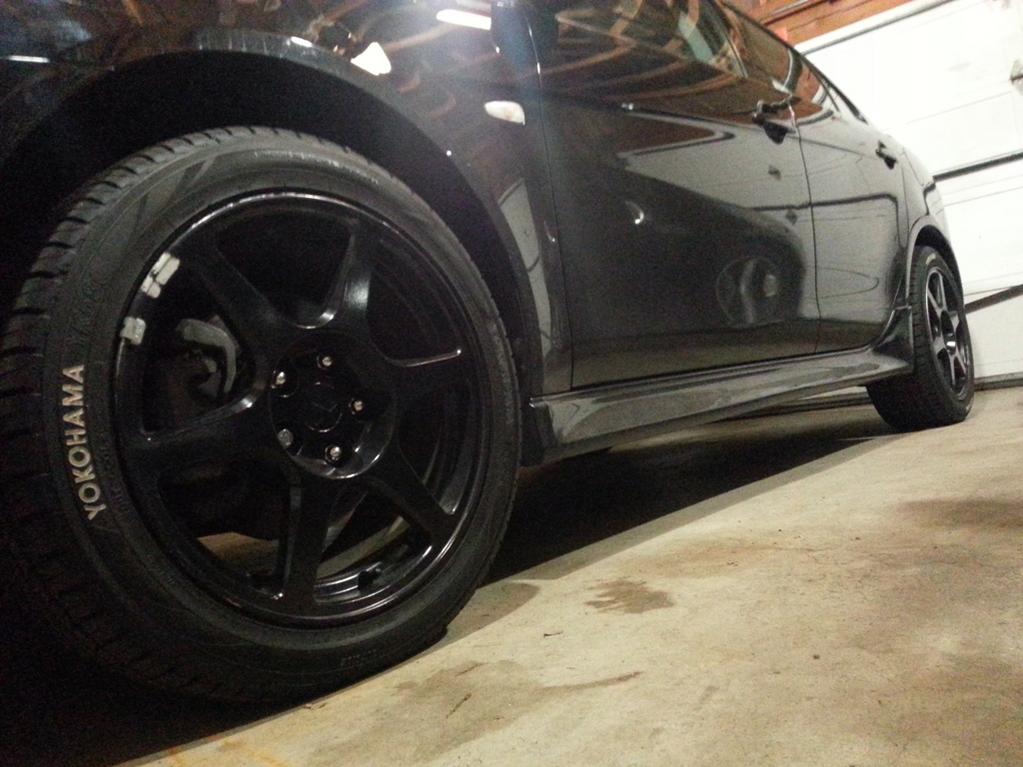 photo 2 Mitsubishi Lancer Evolution custom wheels Enkei  17x8.0, ET +35, tire size 235/45 R17. x ET