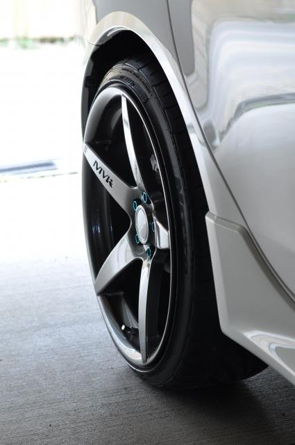 photo 2 Mitsubishi Lancer Evolution custom wheels Klasse GT3 20x9.0, ET +35, tire size 225/35 R20. x ET