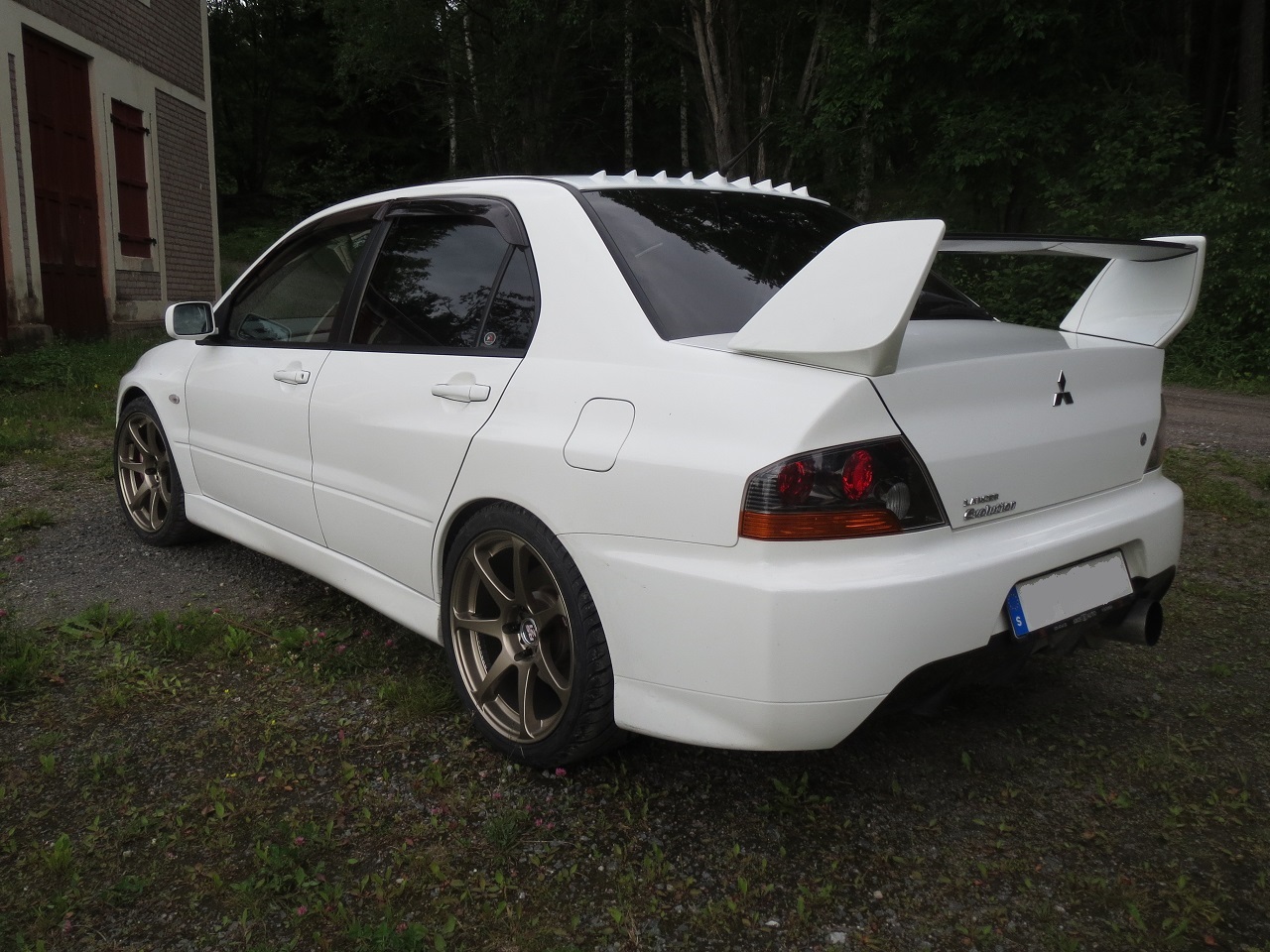photo 2 Mitsubishi Lancer Evolution custom wheels Work RS-Z1 18x9.0, ET +30, tire size 255/35 R18. x ET 
