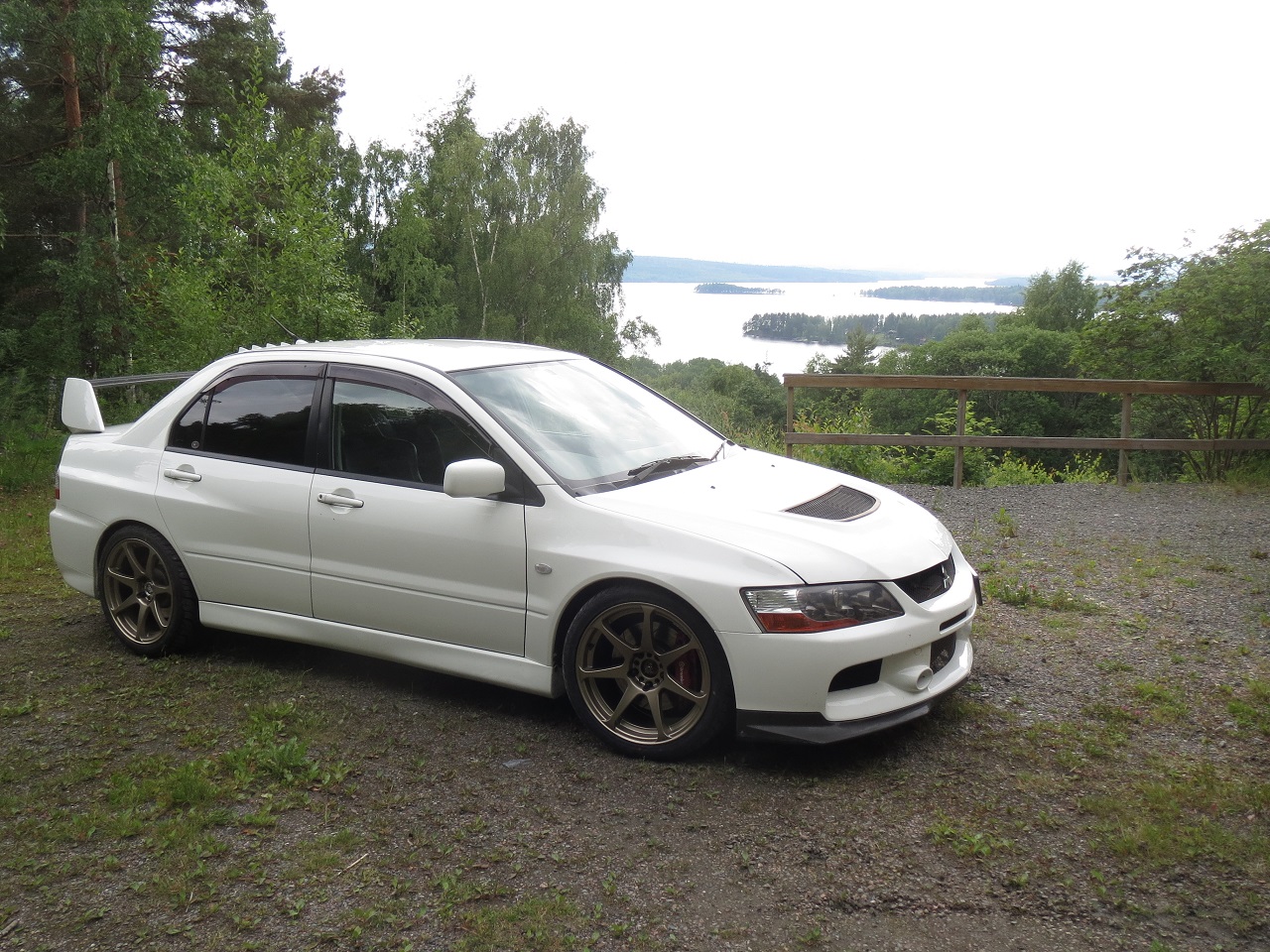 photo 1 Mitsubishi Lancer Evolution custom wheels Work RS-Z1 18x9.0, ET +30, tire size 255/35 R18. x ET 