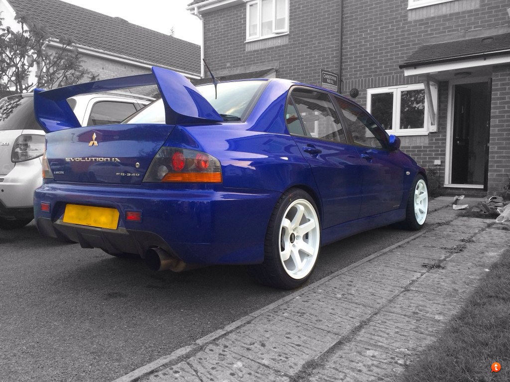 photo 1 Mitsubishi Lancer Evolution custom wheels Bola B1 18x9.5, ET +30, tire size 245/40 R18. x ET