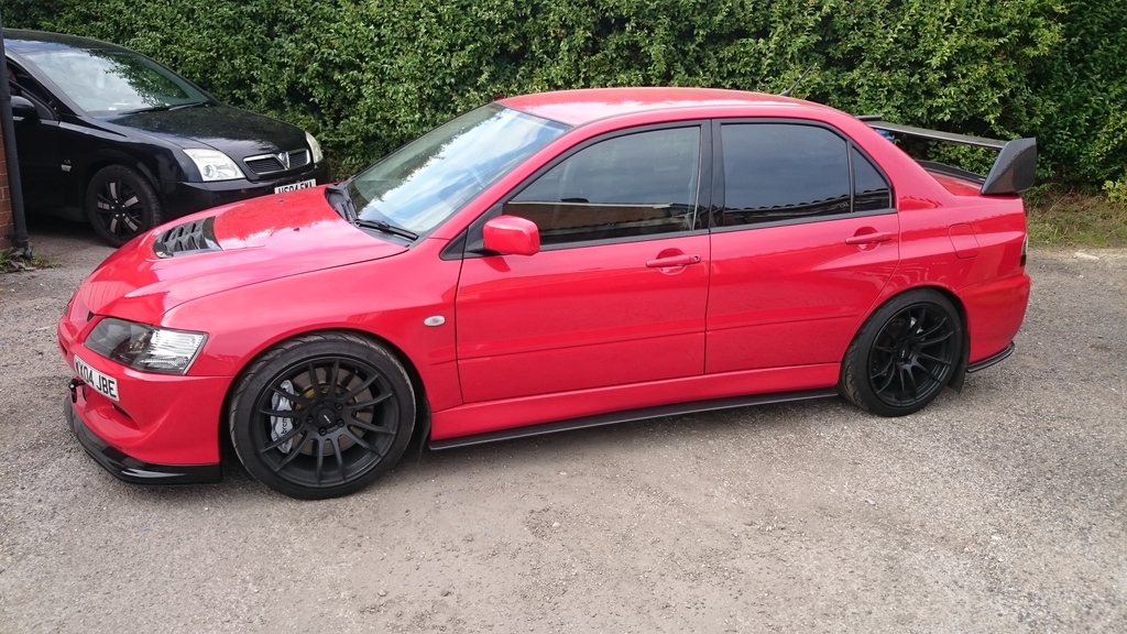 photo 1 Mitsubishi Lancer Evolution custom wheels Avid.1 AV-20 18x9.5, ET +38, tire size 235/40 R18. x ET