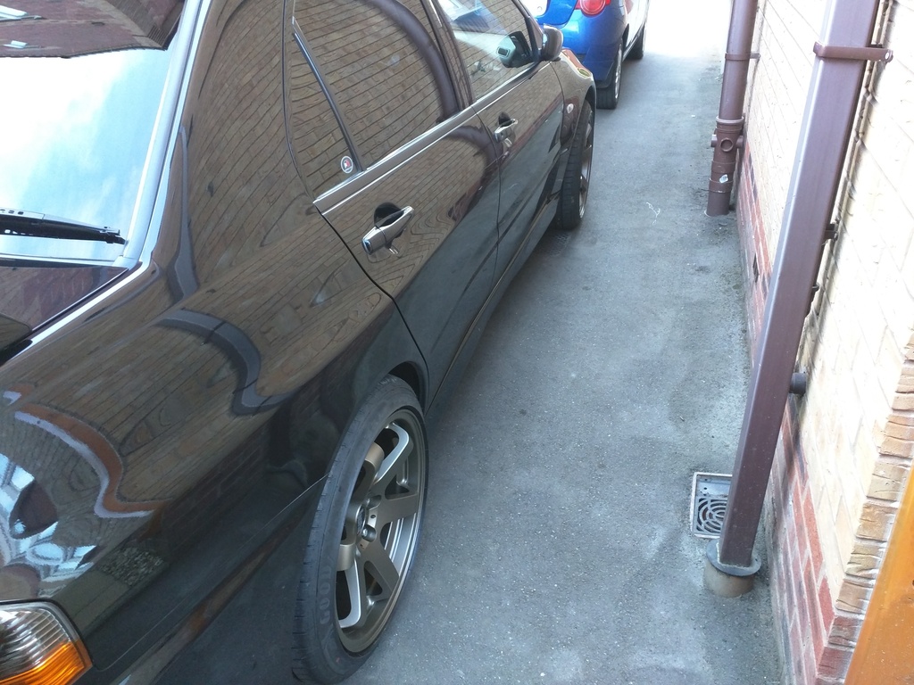 photo 4 Mitsubishi Lancer Evolution custom wheels Bola B1 18x9.5, ET +30, tire size 235/40 R18. x ET