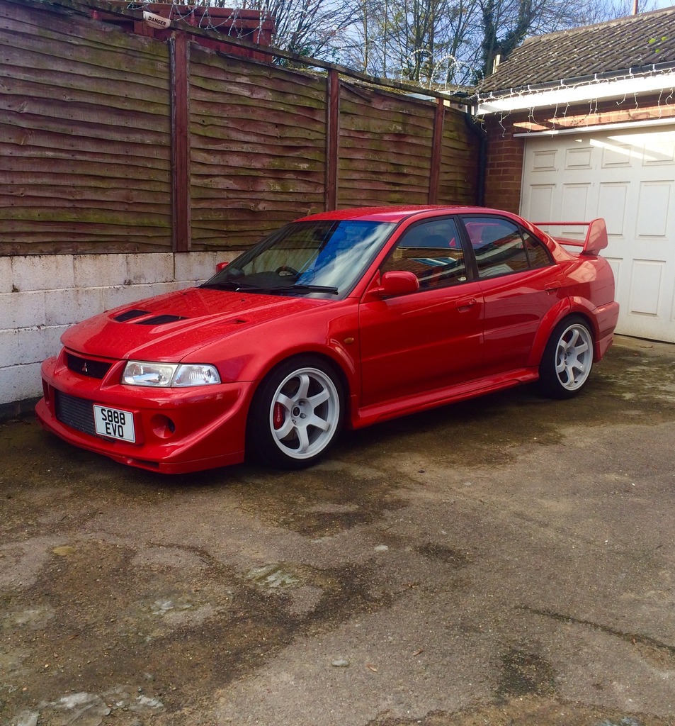 photo 1 Mitsubishi Lancer Evolution custom wheels Rota Grid 17x9.5, ET +20, tire size 235/45 R17. x ET