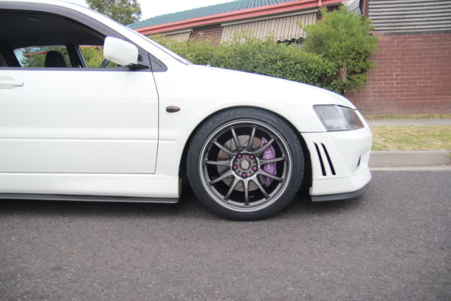 photo 6 Mitsubishi Lancer Evolution custom wheels Work Emotion 11R-FT 18x9.5, ET +25, tire size 235/40 R18. x ET 