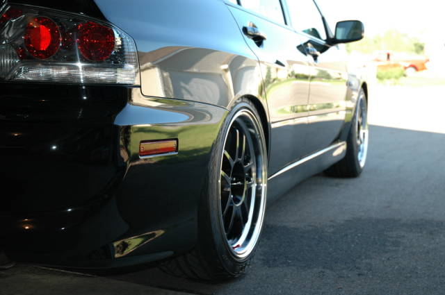 photo 2 Mitsubishi Lancer Evolution custom wheels Racing Hart  18x9.5, ET +35, tire size 245/40 R18. x ET