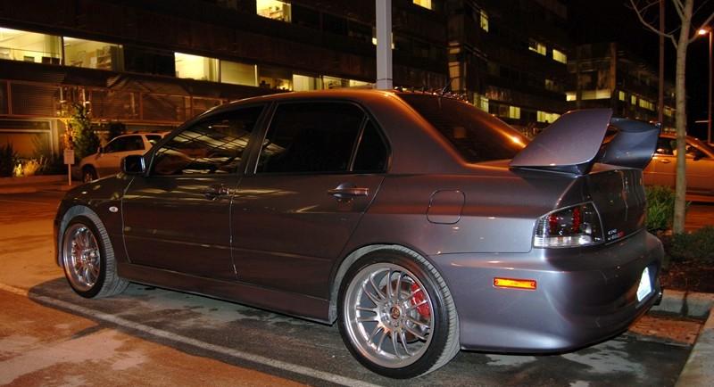 photo 2 Mitsubishi Lancer Evolution custom wheels Volk Racing RE30 18x9.5, ET +34, tire size 265/35 R18. x ET