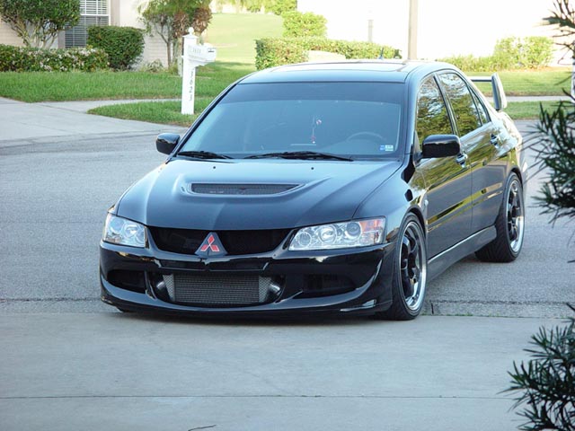 photo 1 Mitsubishi Lancer Evolution custom wheels Rota D2 18x9.0, ET +30, tire size 255/35 R18. x ET