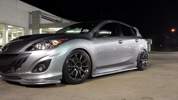 photo 1 Mazda MAZDASPEED3 custom wheels Rota G-Force 18x8.5, ET +48, tire size 245/40 R18. x ET
