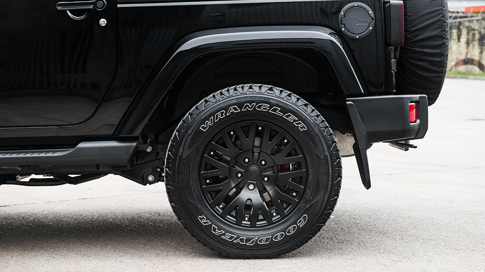 photo 1 Jeep Wrangler custom wheels OEM Jeep 1941DC 17x7.5, ET , tire size 245/75 R17. x ET