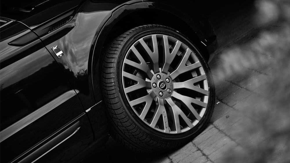 photo 1 Land Rover Range Rover Evoque custom wheels Kahn RS Alloy 22x9.5, ET , tire size 265/35 R22. x ET 